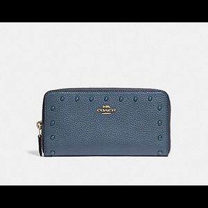 BNWT AUTHENTIC COACH ACCORDION ZIP WALLET
